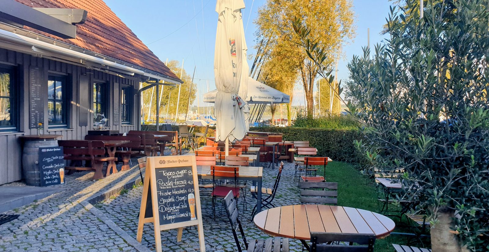 Vereinsheim Osteria Portobello – Terrasse am Ammersee in Utting